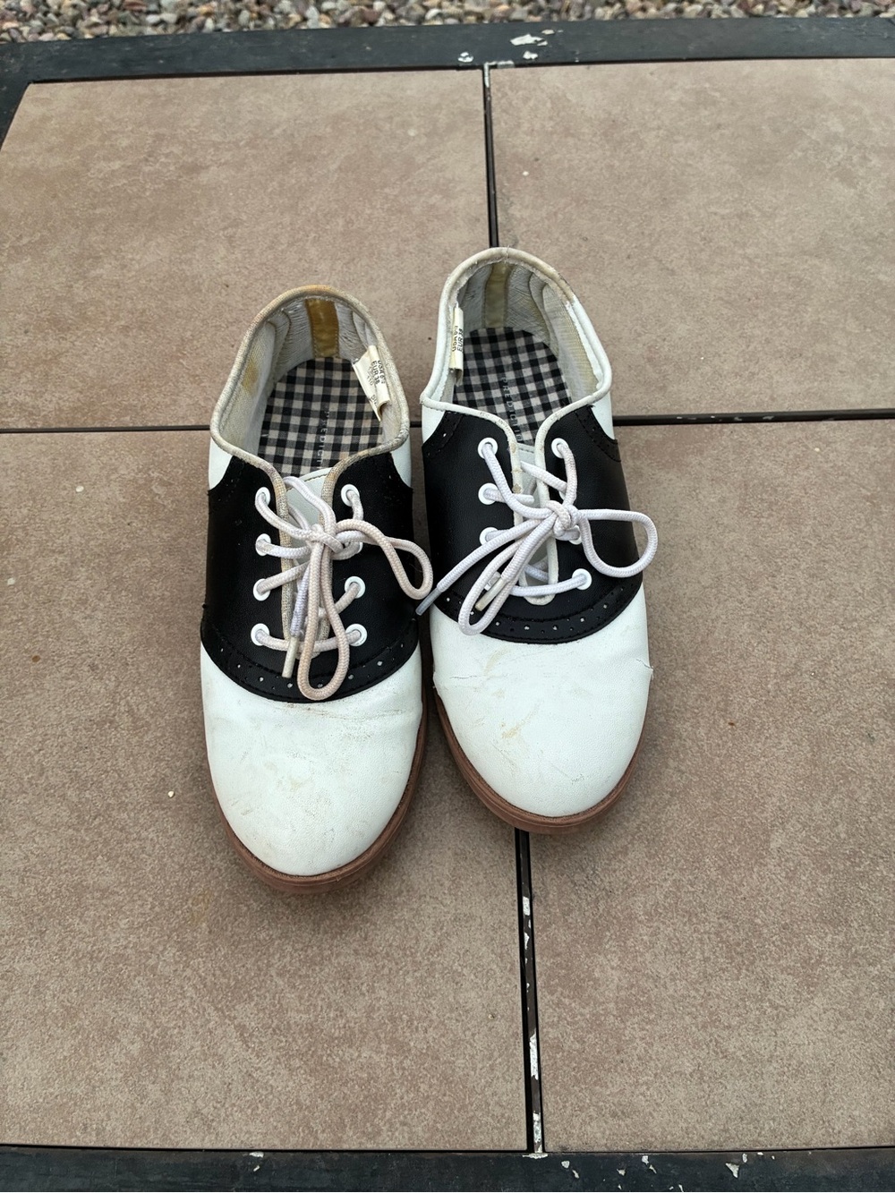 Predictions Two-Tone White and Black Lace-Up Flats